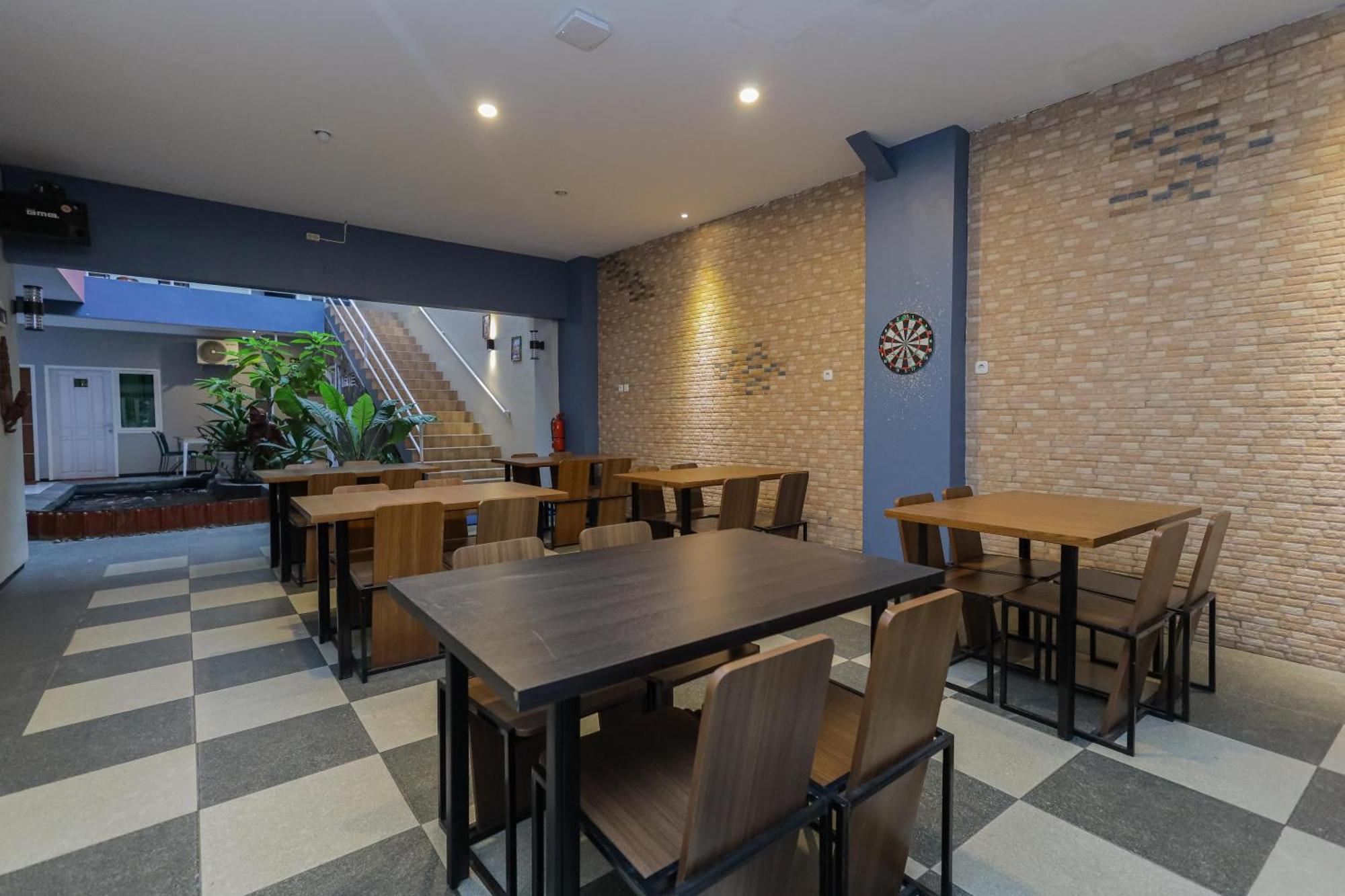 Reddoorz Plus At Swun Stay Raya Langsep 玛琅 外观 照片