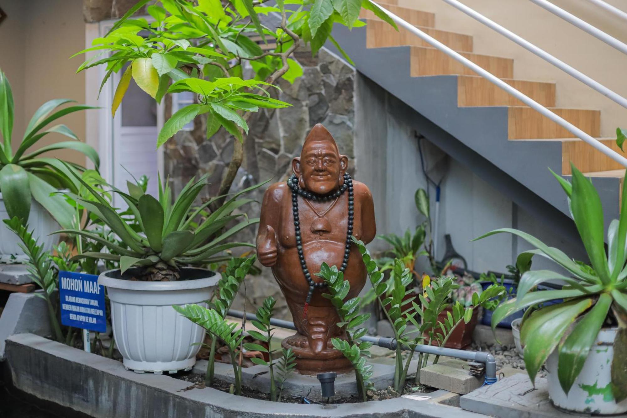 Reddoorz Plus At Swun Stay Raya Langsep 玛琅 外观 照片