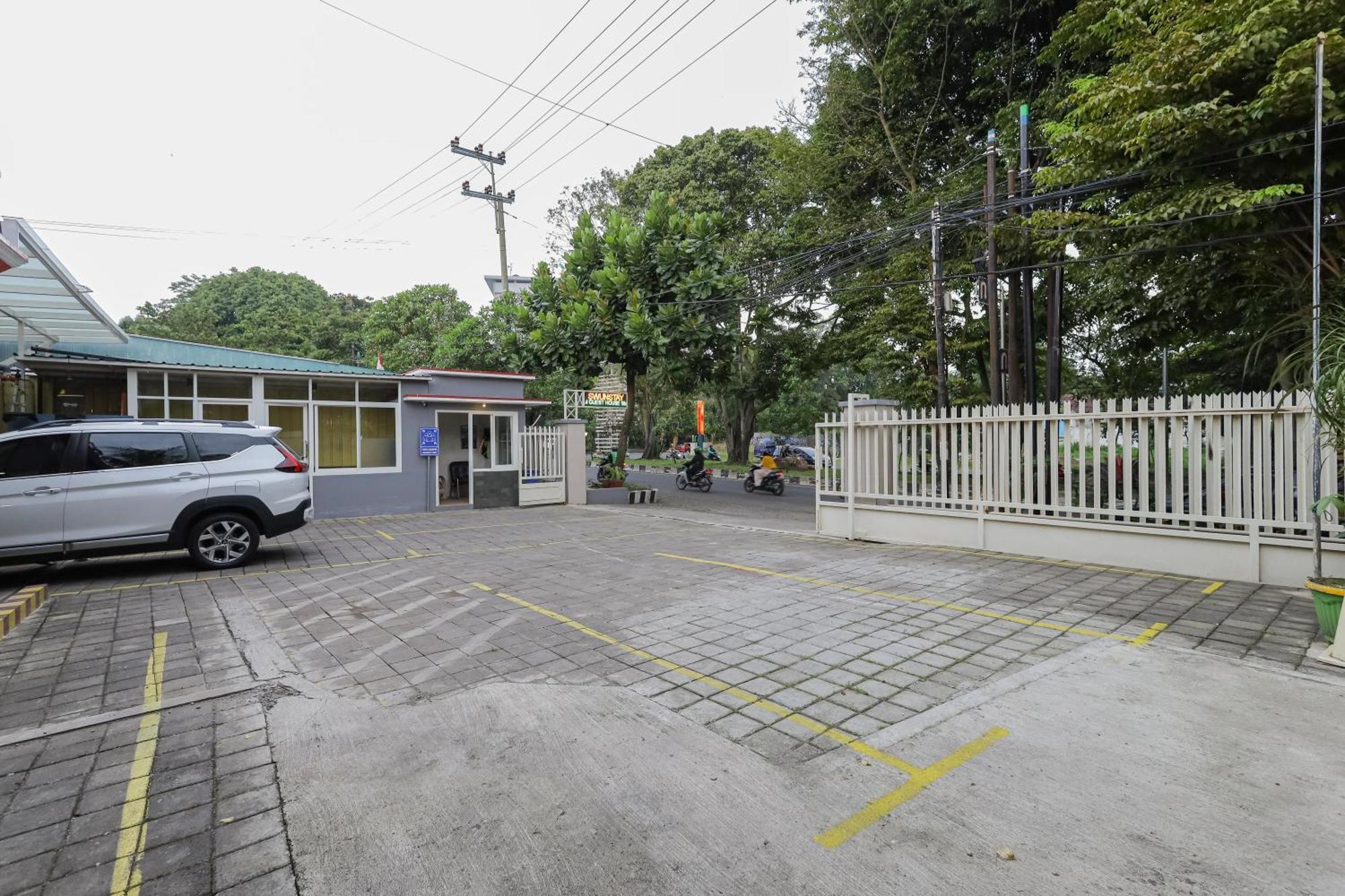 Reddoorz Plus At Swun Stay Raya Langsep 玛琅 外观 照片