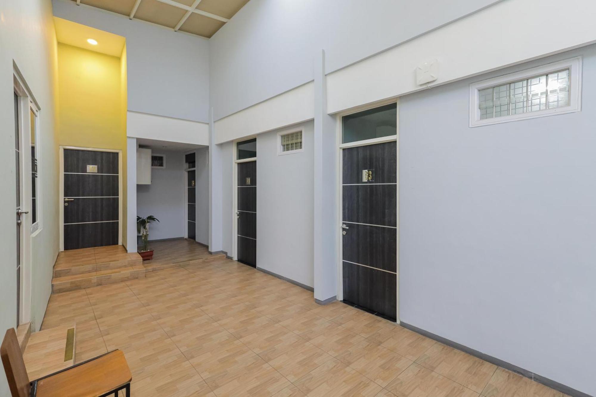 Reddoorz Plus At Swun Stay Raya Langsep 玛琅 外观 照片
