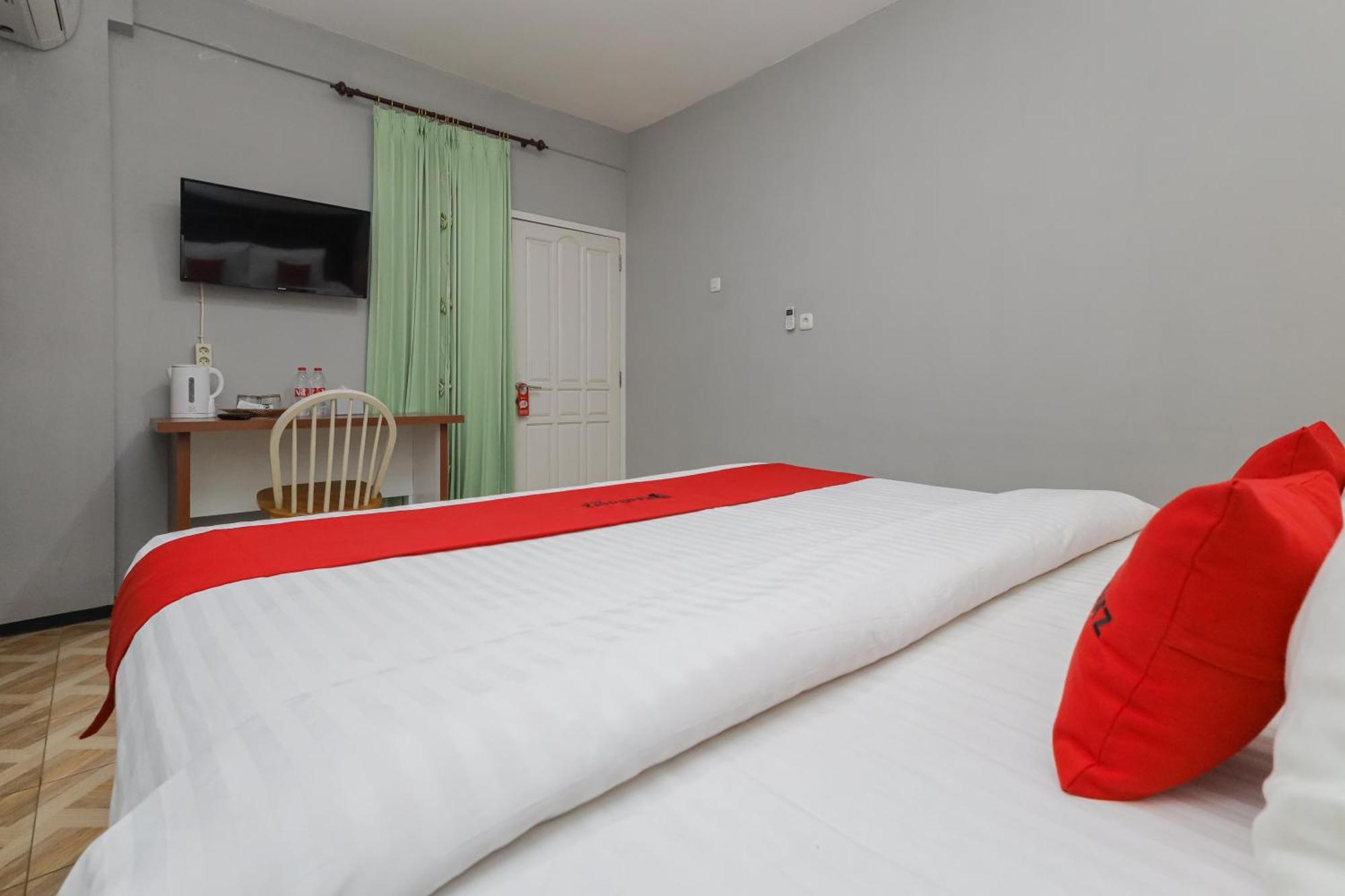 Reddoorz Plus At Swun Stay Raya Langsep 玛琅 外观 照片