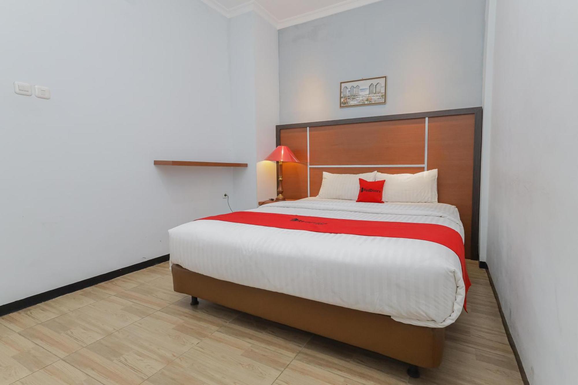 Reddoorz Plus At Swun Stay Raya Langsep 玛琅 外观 照片