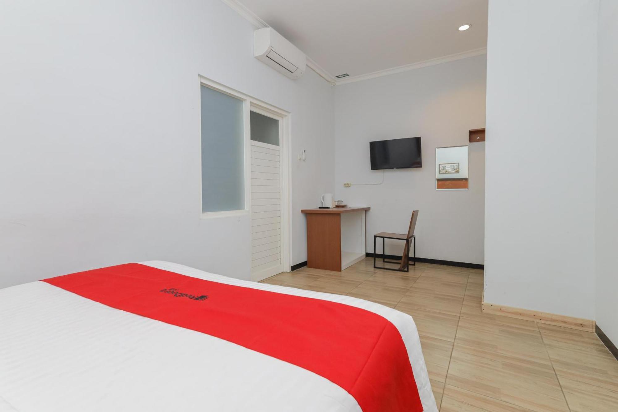 Reddoorz Plus At Swun Stay Raya Langsep 玛琅 外观 照片