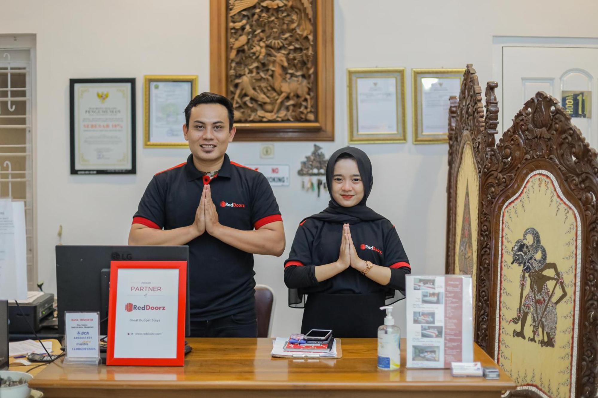 Reddoorz Plus At Swun Stay Raya Langsep 玛琅 外观 照片