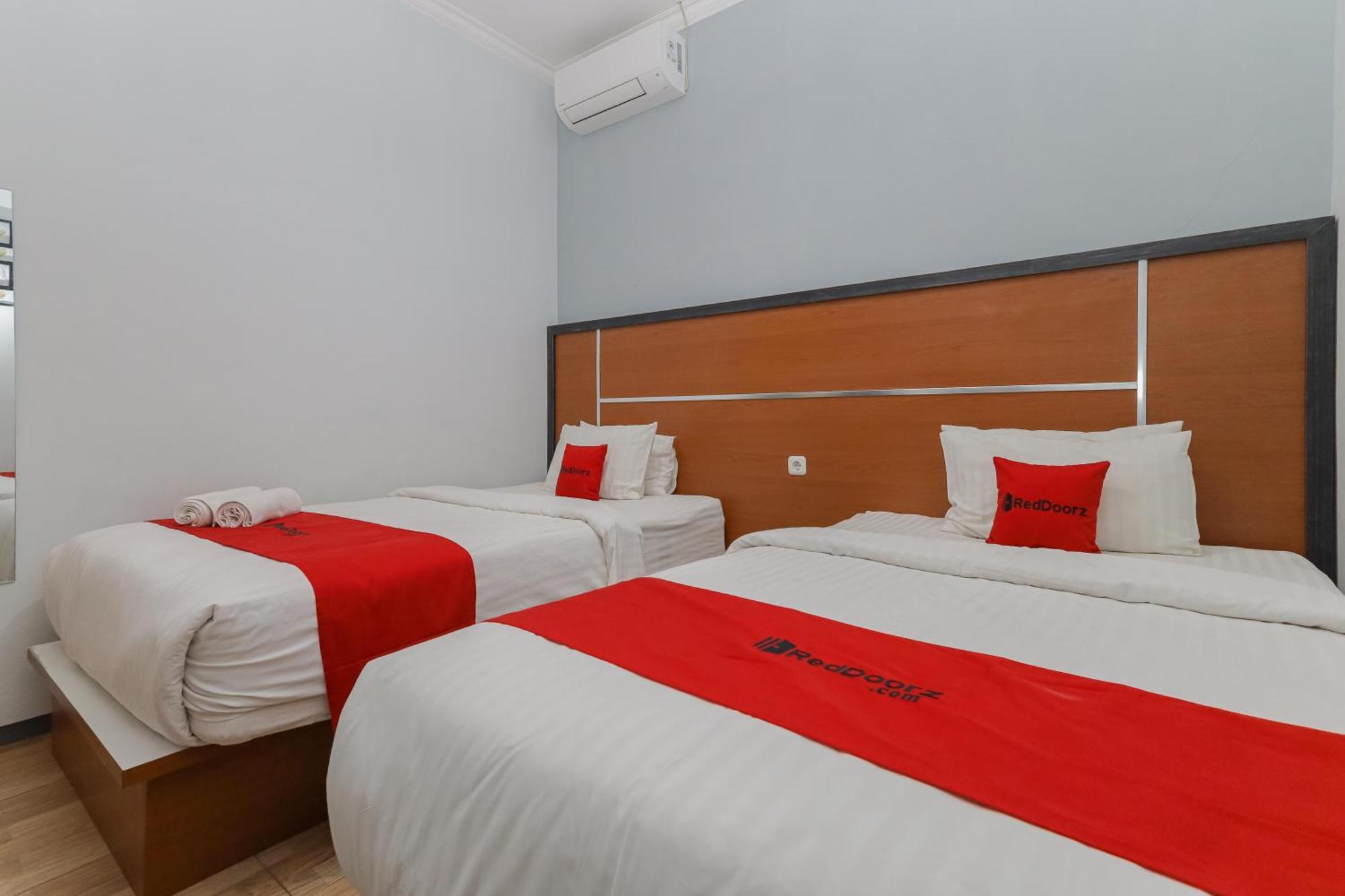 Reddoorz Plus At Swun Stay Raya Langsep 玛琅 外观 照片