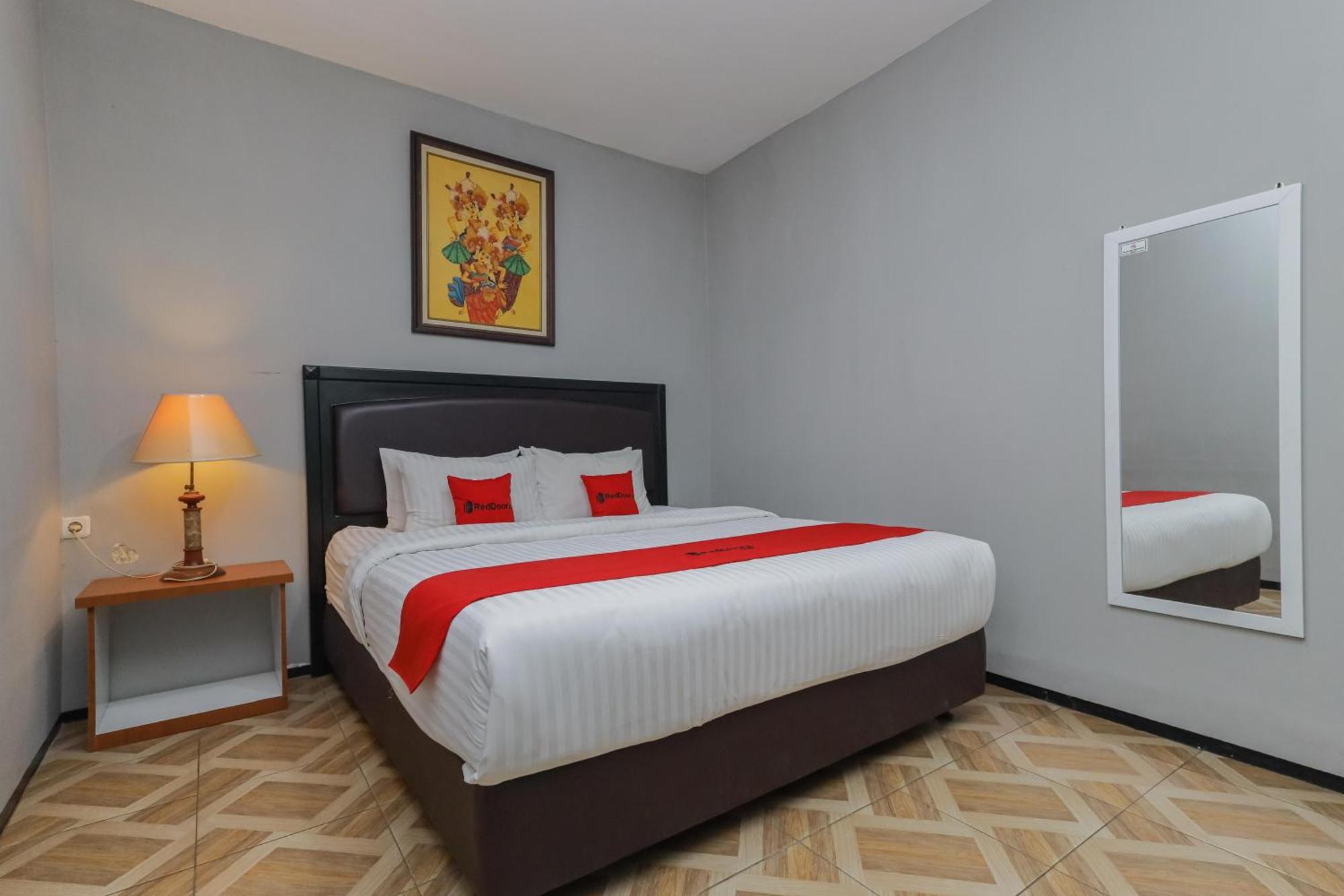 Reddoorz Plus At Swun Stay Raya Langsep 玛琅 外观 照片